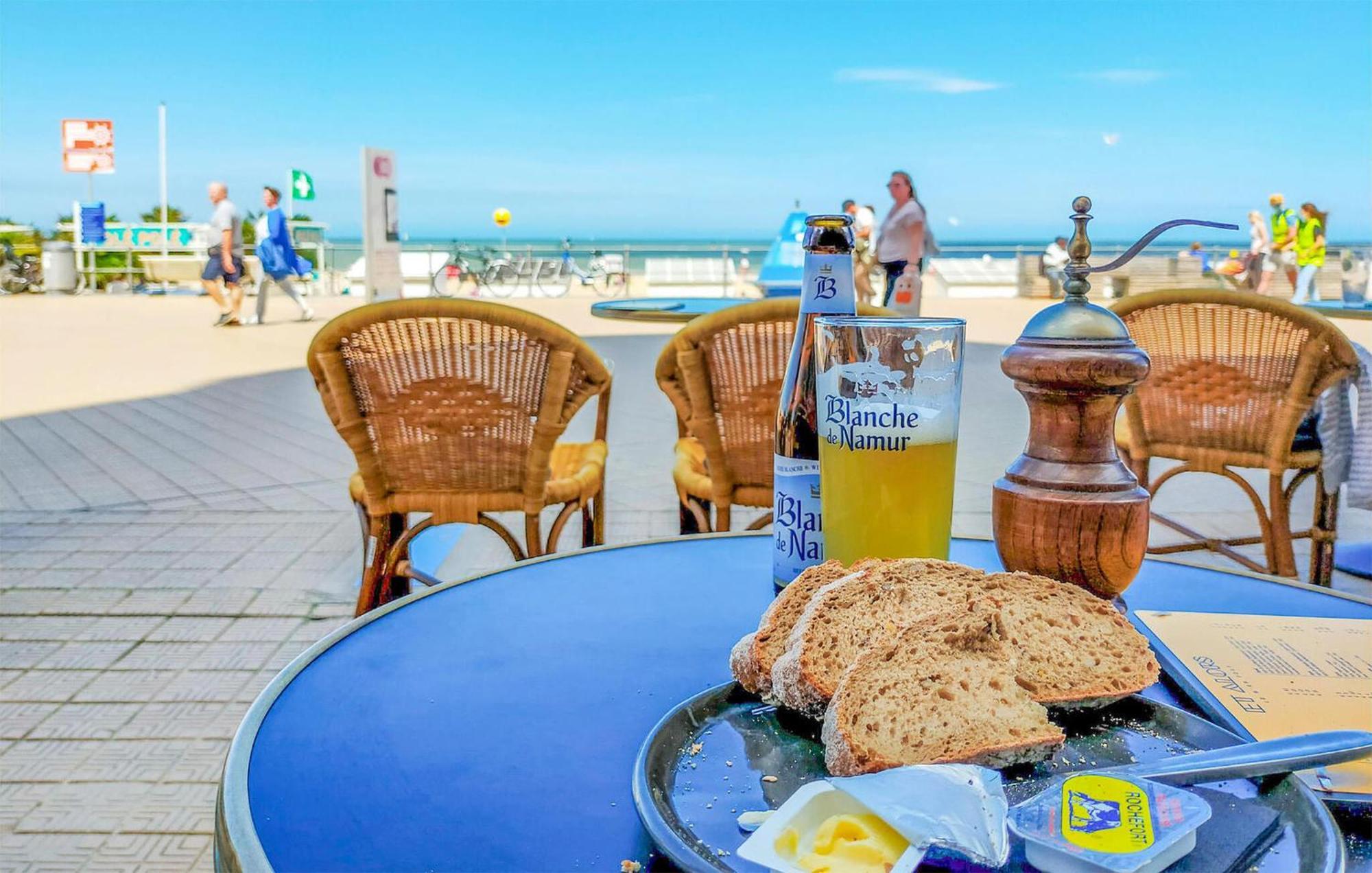 Apartment 1 Bedroom Cozy In Ostend